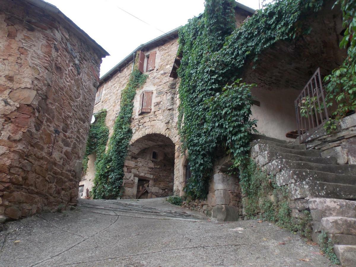 Bed and Breakfast Le Cintrium Viala-du-Tarn Esterno foto